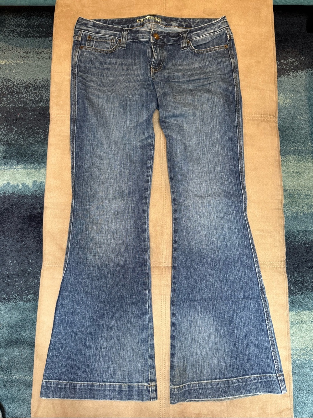 Express Flared Jeans
